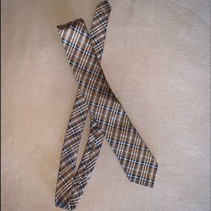 Byron 100% silk tie